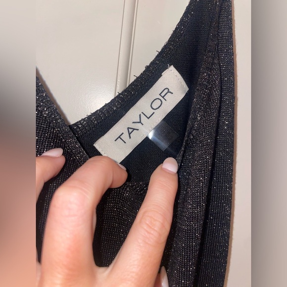 Taylor sequin shimmer black v neck tank top midi dress - Picture 3 of 4